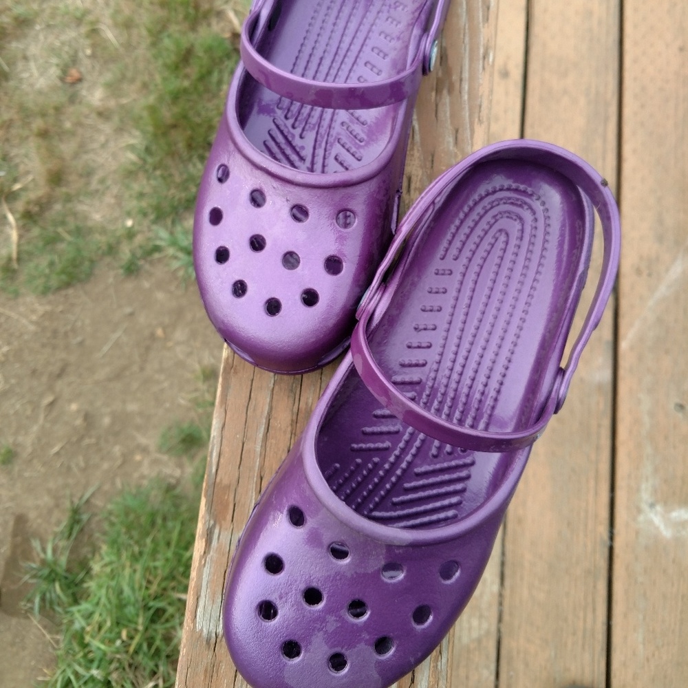 Crocs. Women's Maryjanes 10